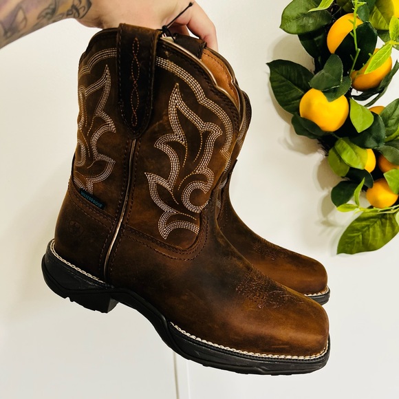 Ariat Shoes - Ariat • women’s waterproof leather western boots